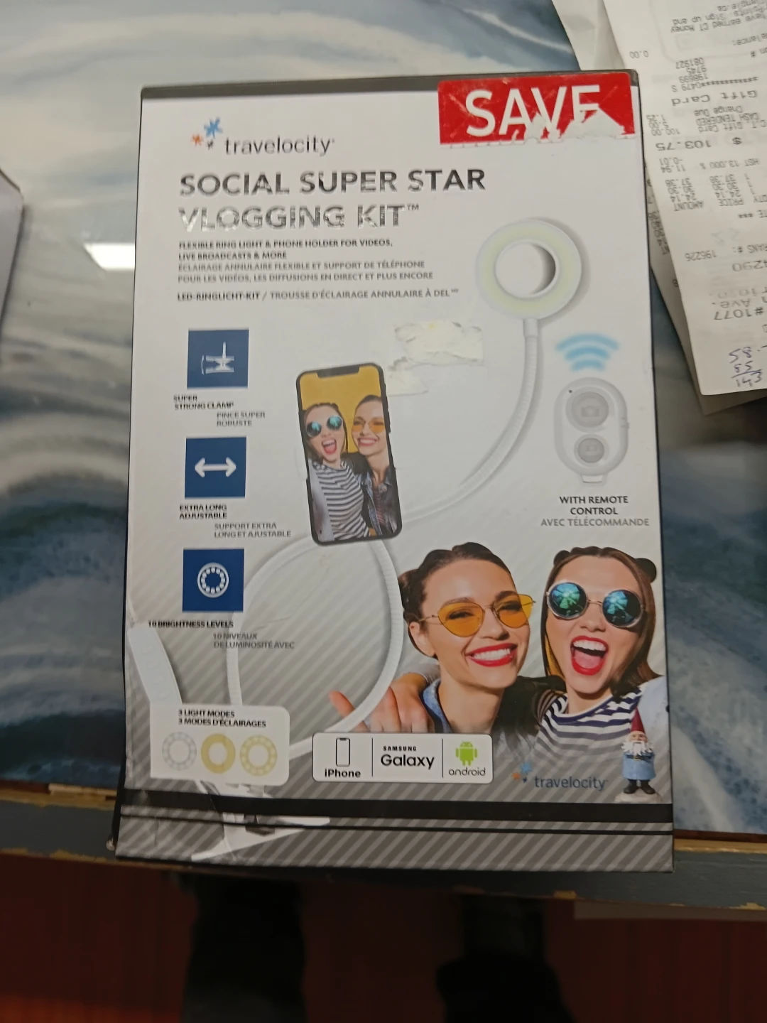 Travelocity Social Super Star Vlogging Kit