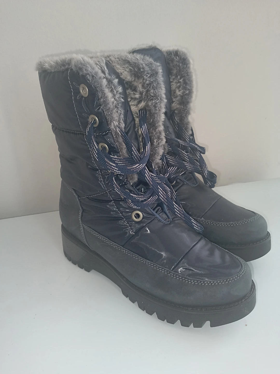 Dark Blue Winter Boots with Faux Fur Trim