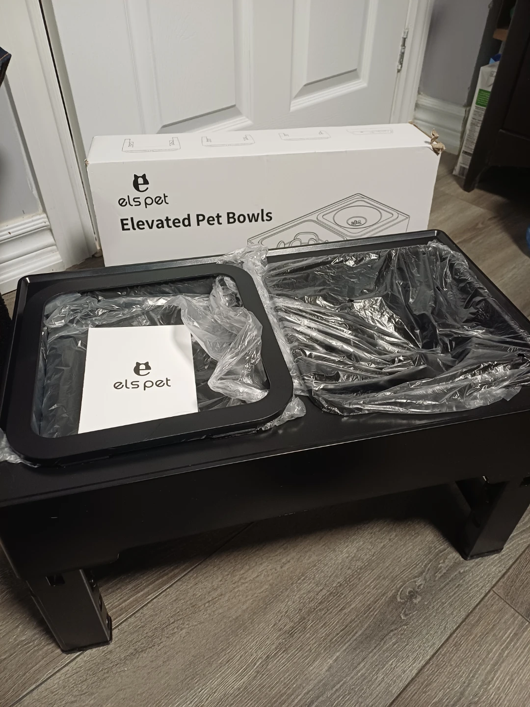 Elspet Elevated Pet Bowls