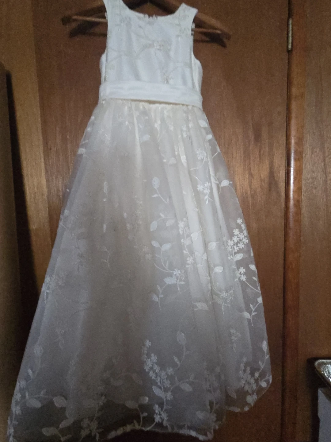 Dessy White Lace Flower Girl Dress - photo 4