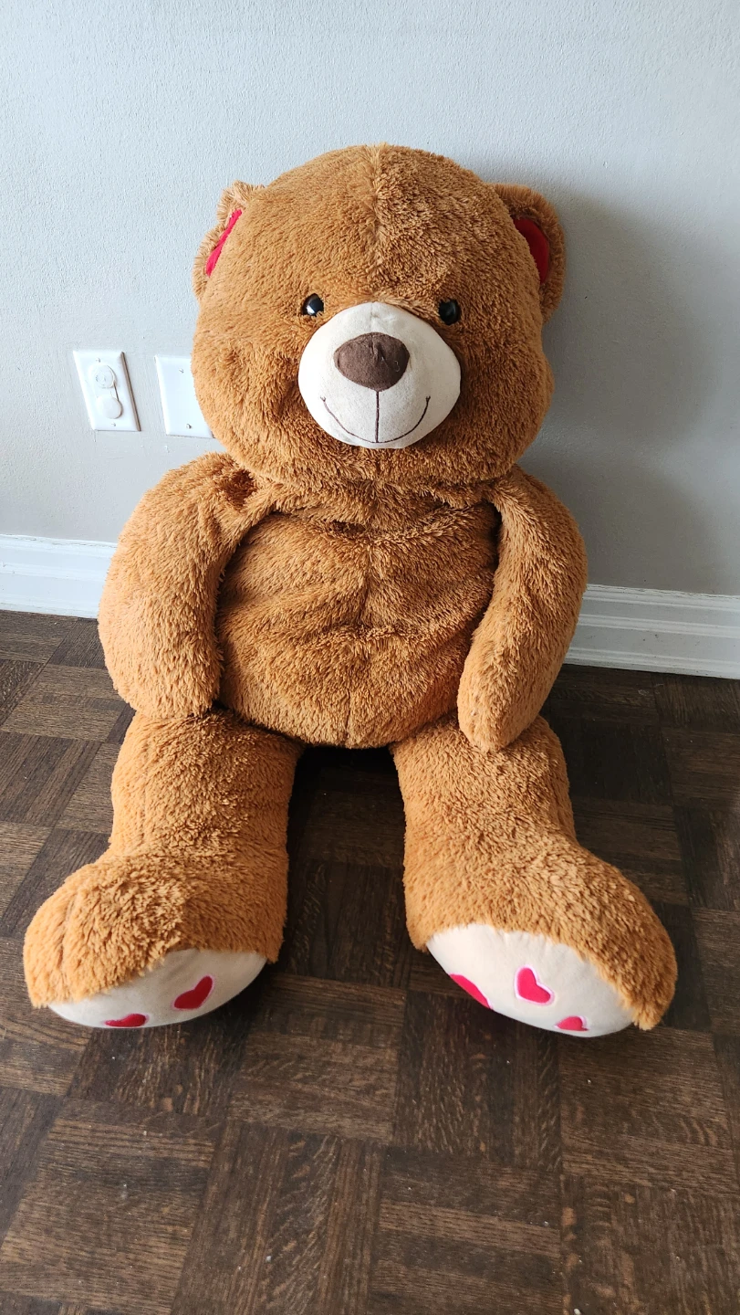 Gaint teady Bear