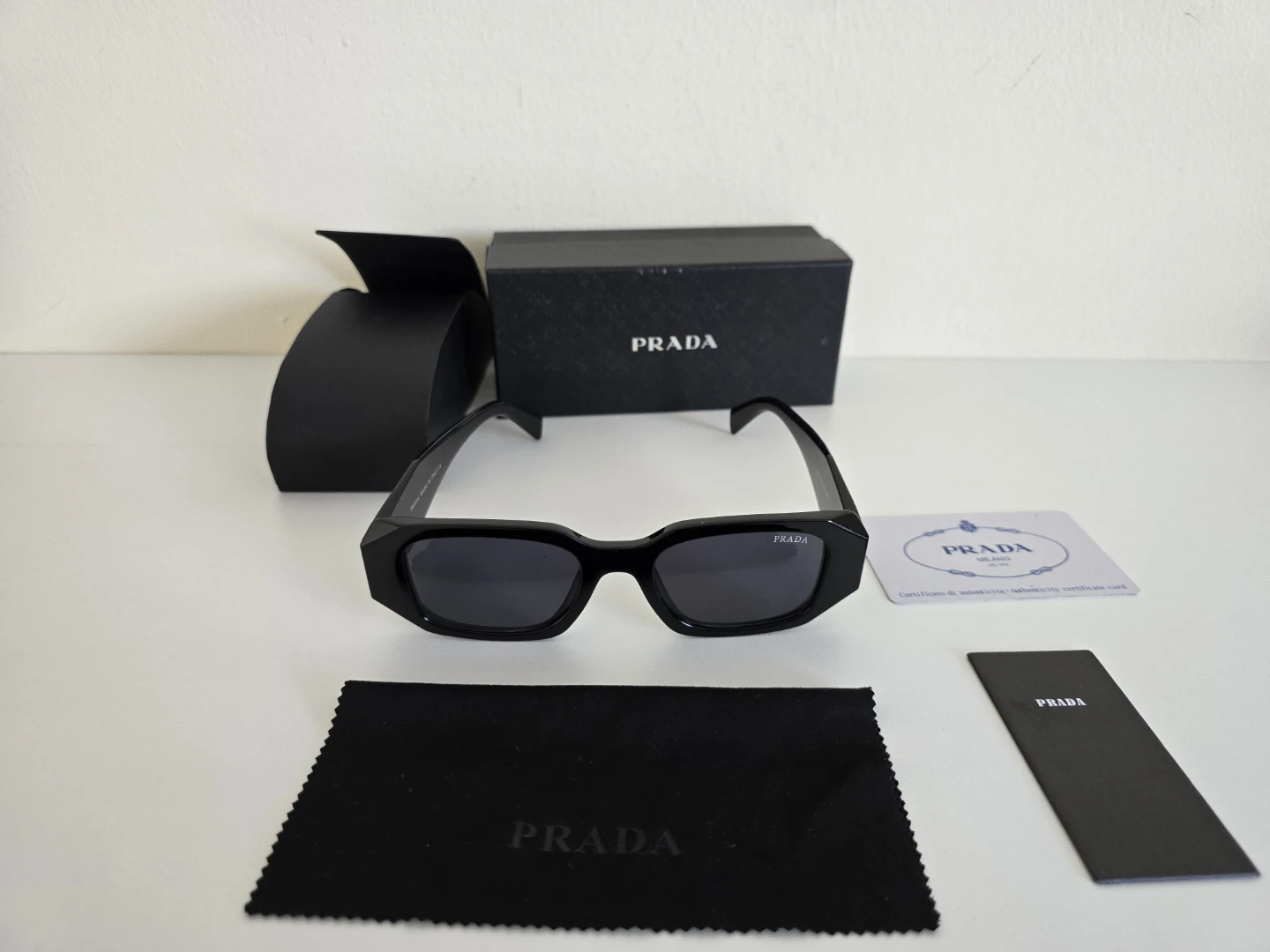 Prada Sunglasses - photo 5