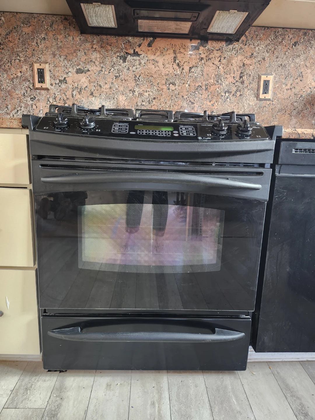 GE Profile Gas Range with Oven