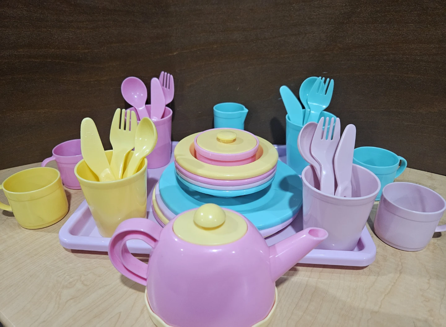 Plastic Toy Tea Set and Dinnerware - photo 2