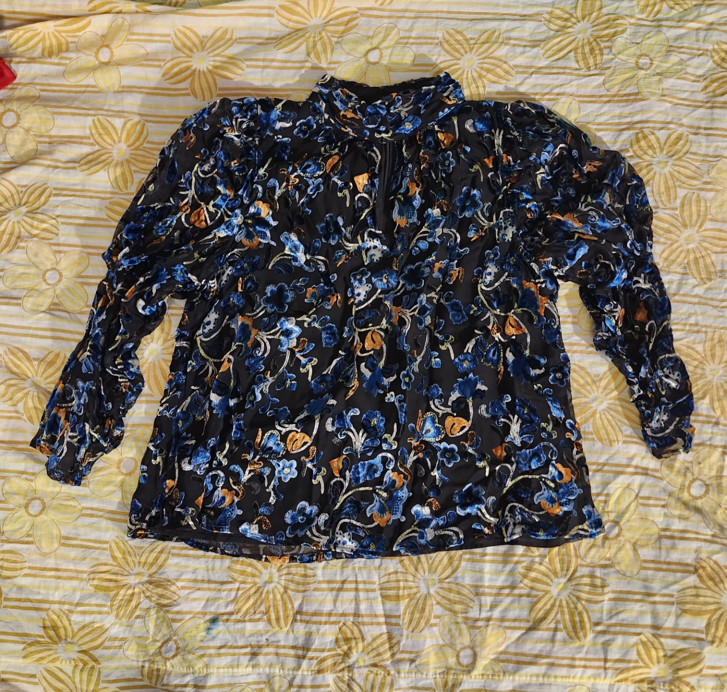 NWT French Connection black floral blouse