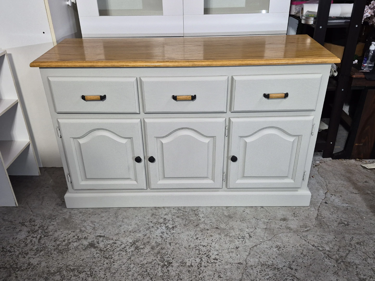 Sideboard with 3 Drawers and 3 Cabinets