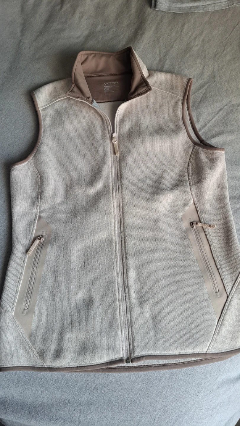 Arc'teryx Women's Fleece Vest - Beige - Size M/M - photo 2