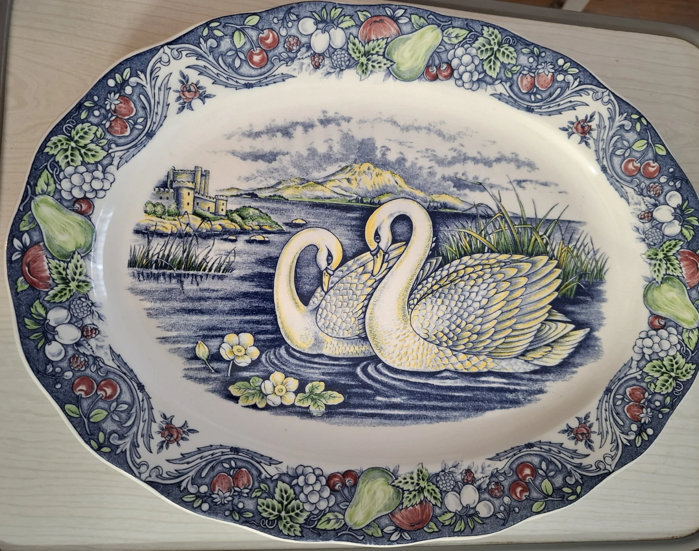 Large Oval Serving Platter with Swans and Castle Scene - photo 3