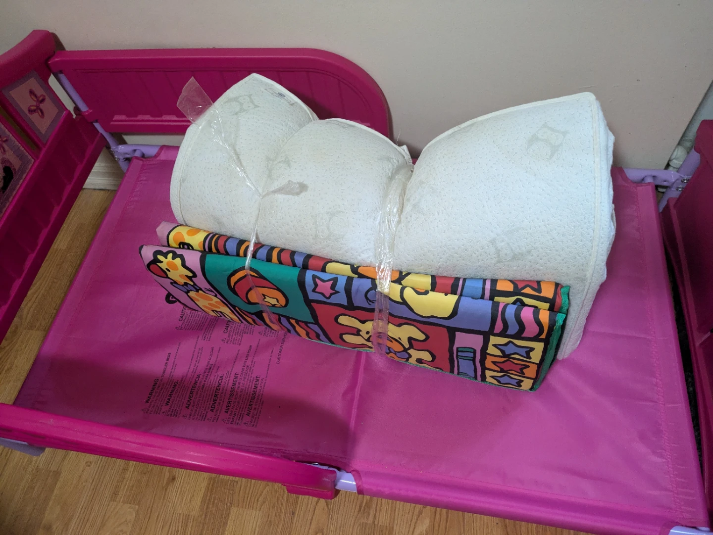 Toddler bed - photo 2