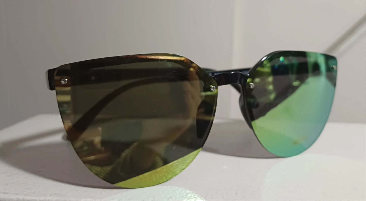FREE New "Mirrored" Sunglasses