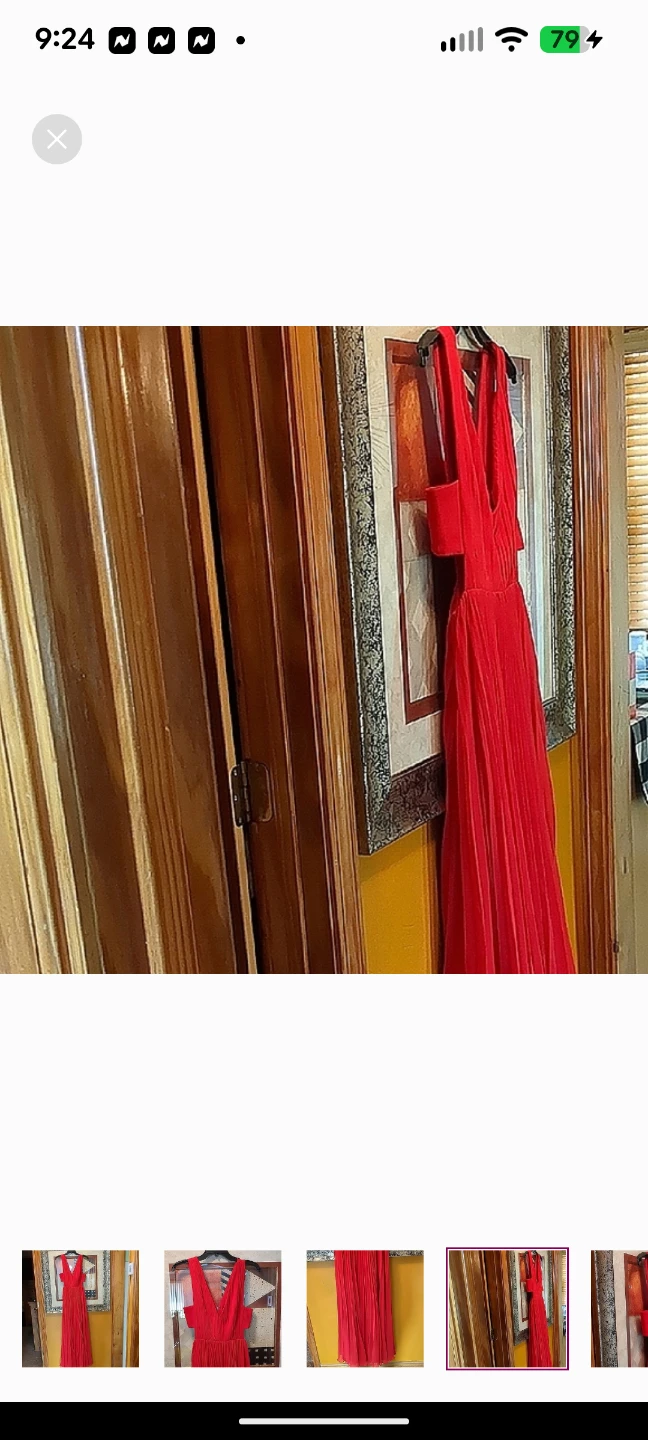 Fame and Partners Red Ruched V-Neck Backless Gown - photo 5