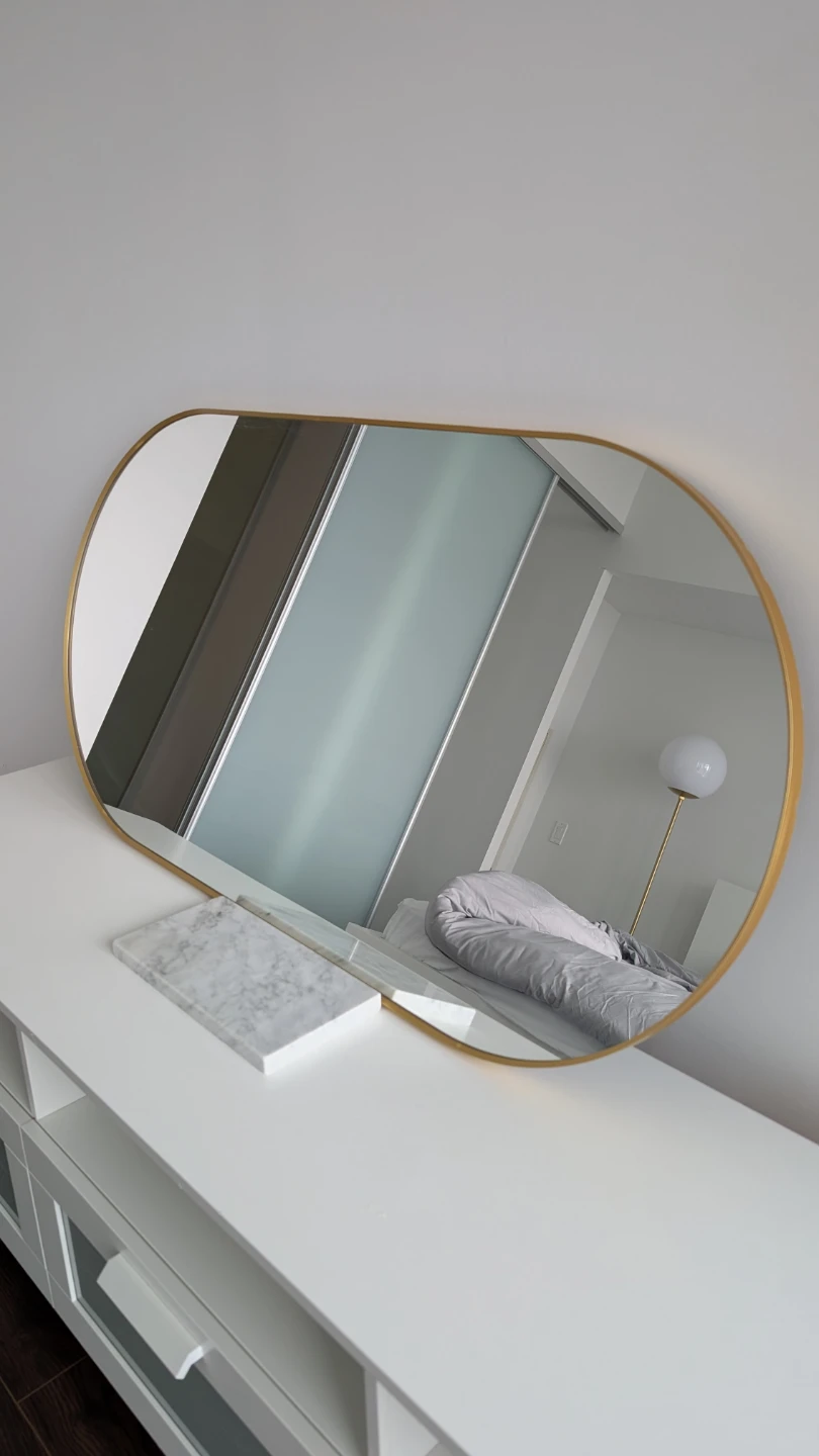 Oval Wall Mirror with Gold Frame