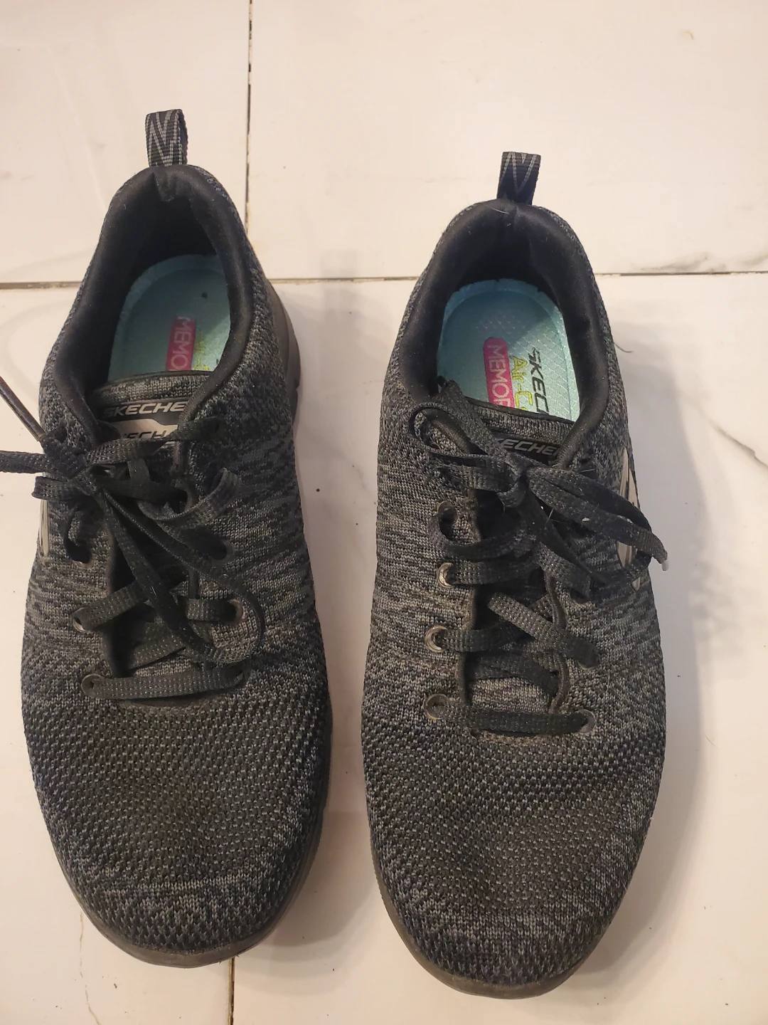 Women Sketchers Shoes Size 7.5