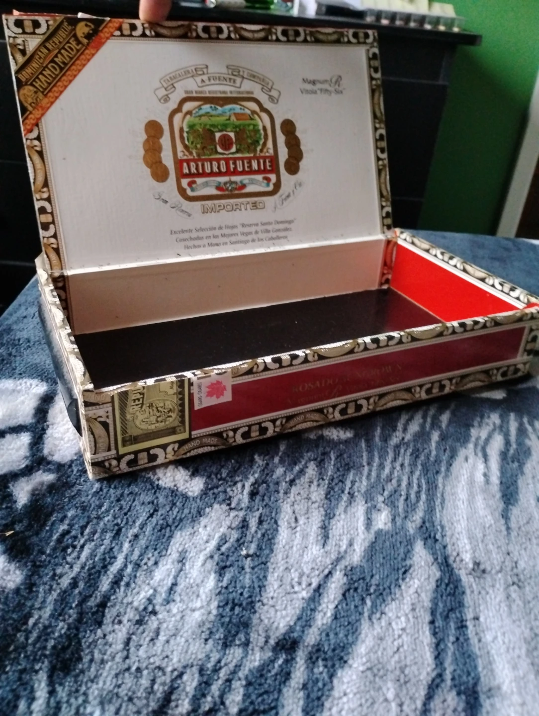 Arturo Fuente Magnum R Vitola Fifty-Six Cigar Box