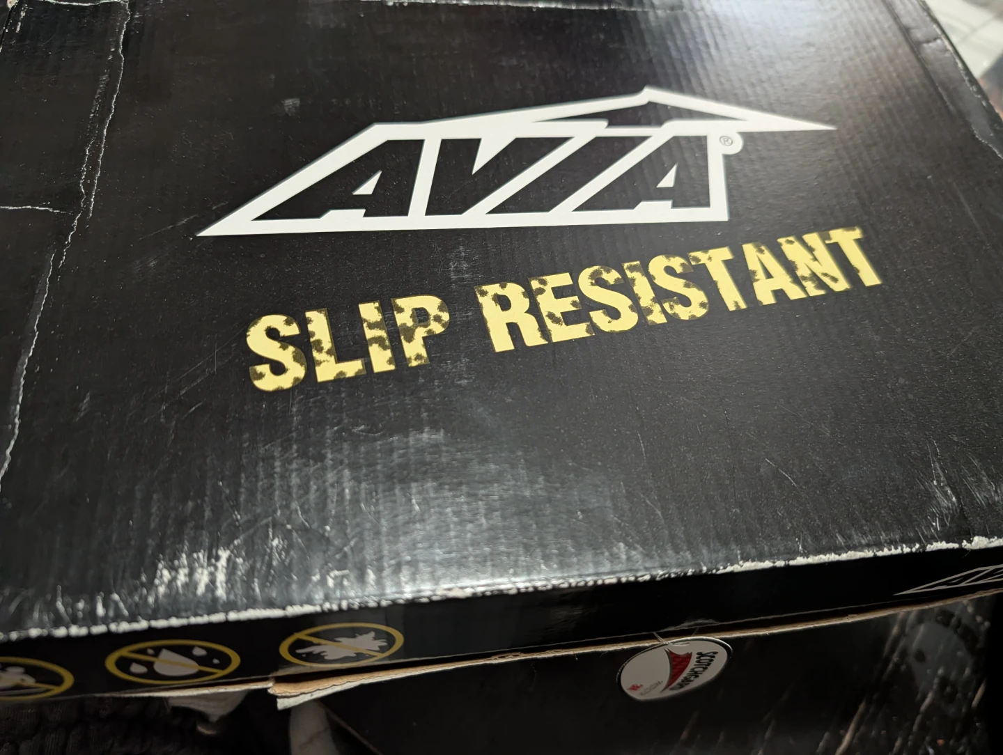 Avia Slip Resistant White Athletic Shoes - photo 2
