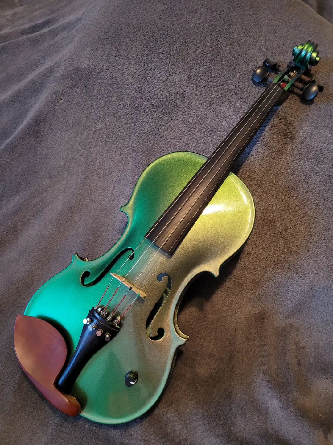 Electric Acoustic 4/4 Violin w/ Bow & Case