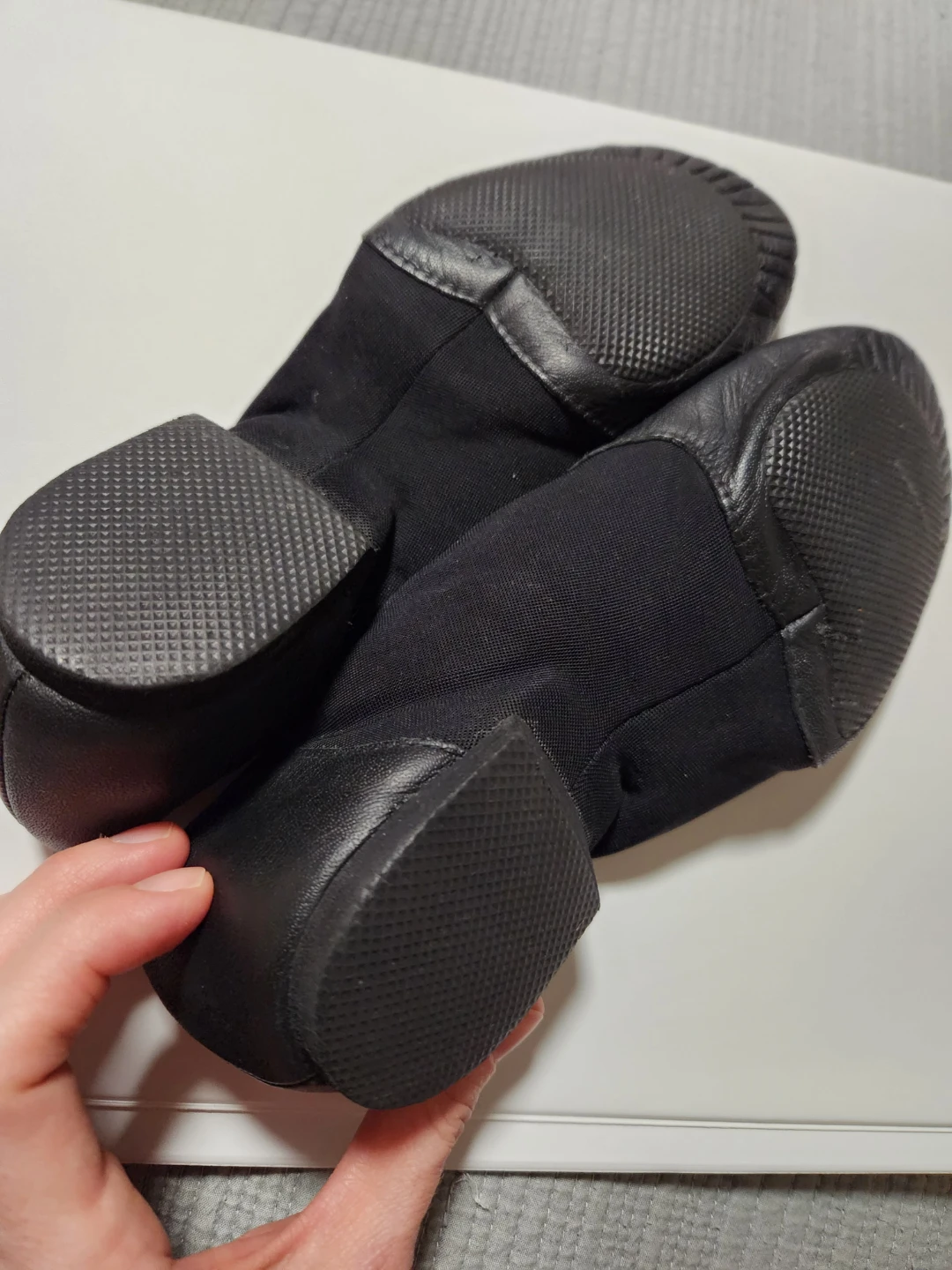 Bloch Black Jazz Shoes. Sizes 7 & 8.5 - photo 2