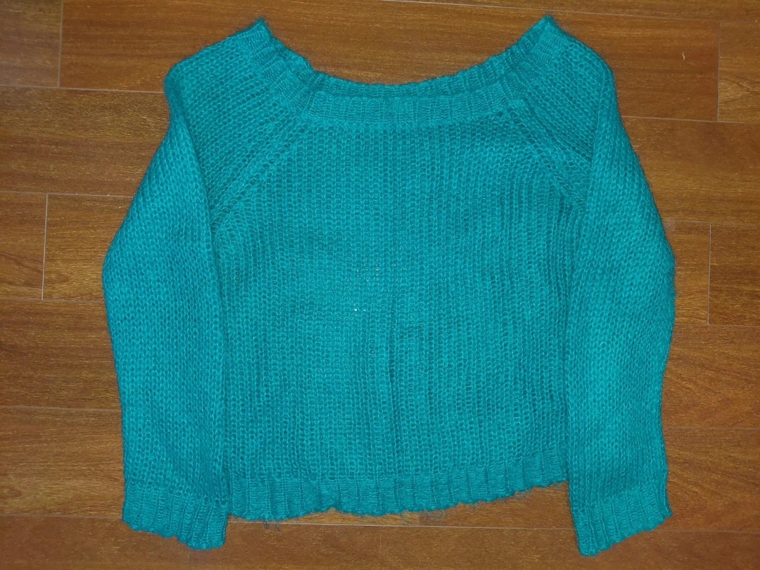 FREE! Women's sweaters and shirts size L - photo 5