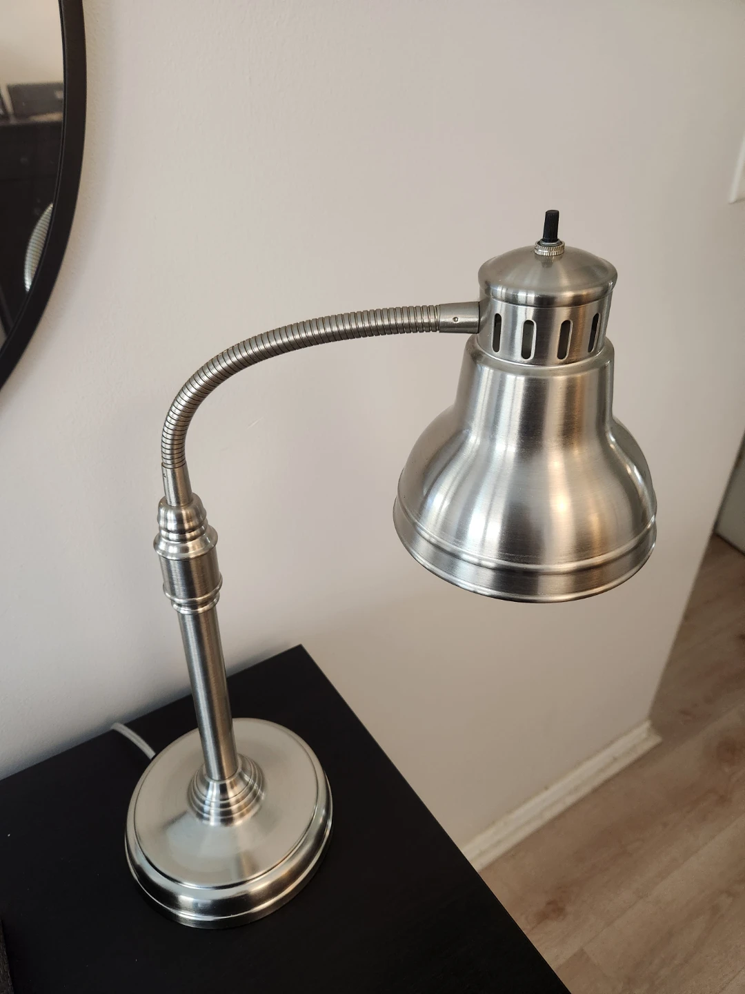 Metal Gooseneck Desk Lamp - photo 2