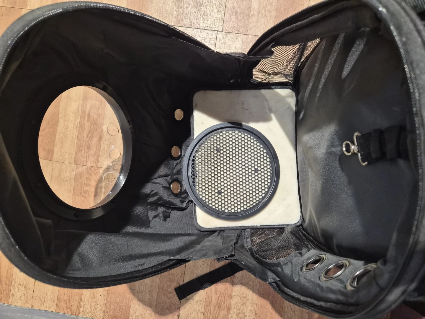 Pet Carrier Backpack - photo 3
