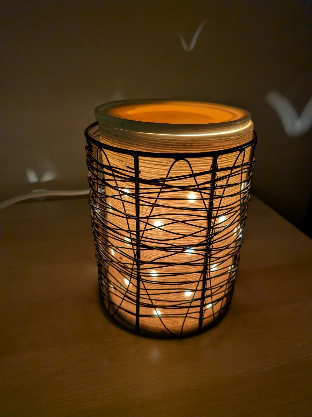 Scentsy Wire Wax Warmer/Lamp