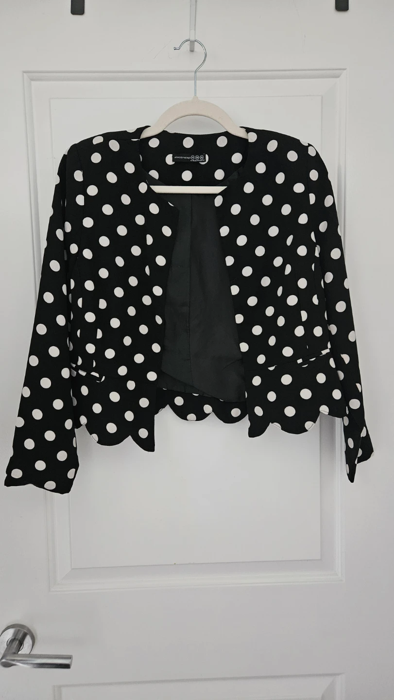 Size 6, Black and White Polka Dot Short Blazer (UK Size 10)