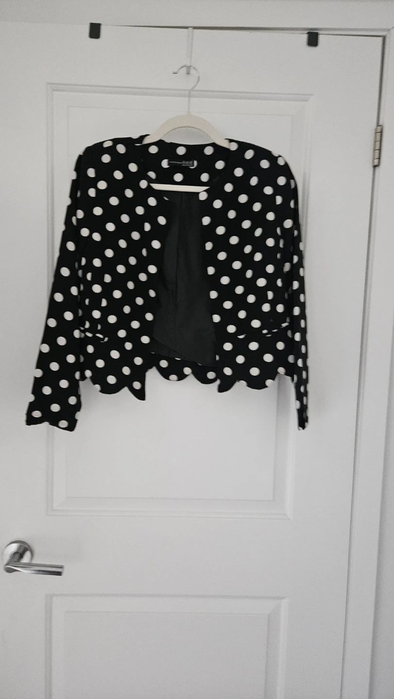 Size 6, Black and White Polka Dot Short Blazer (UK Size 10) - photo 4