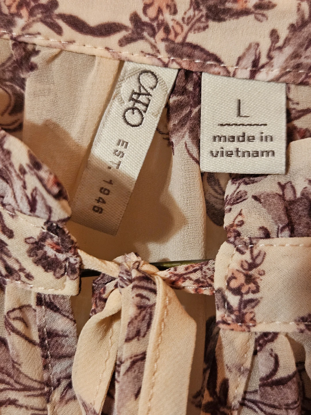 Women's blouse - photo 2