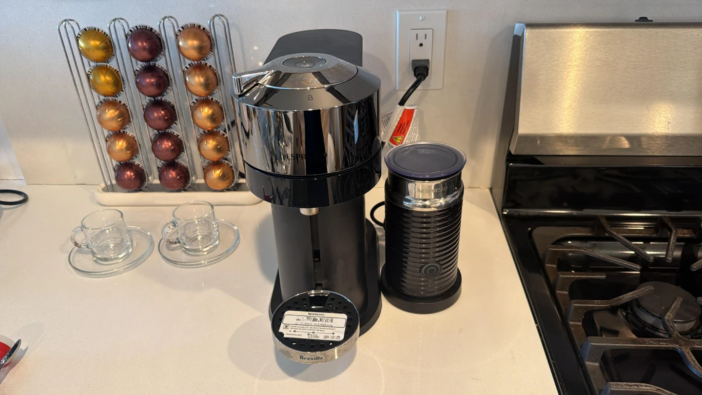 Nespresso VertuoPlus Coffee and Espresso Maker by Breville - photo 2