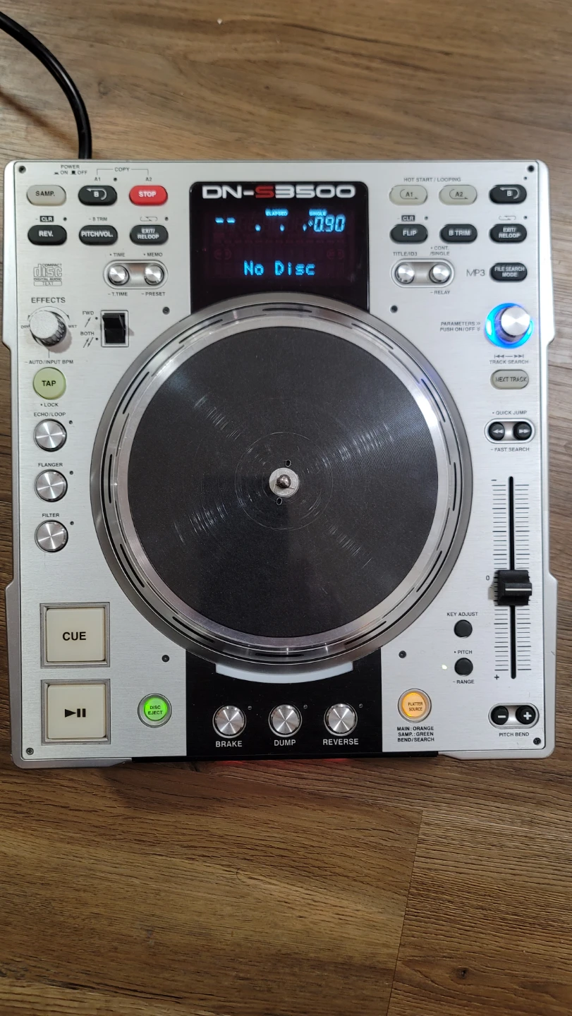 Denon DN-S3500 CD/MP3 DJ Player - photo 2