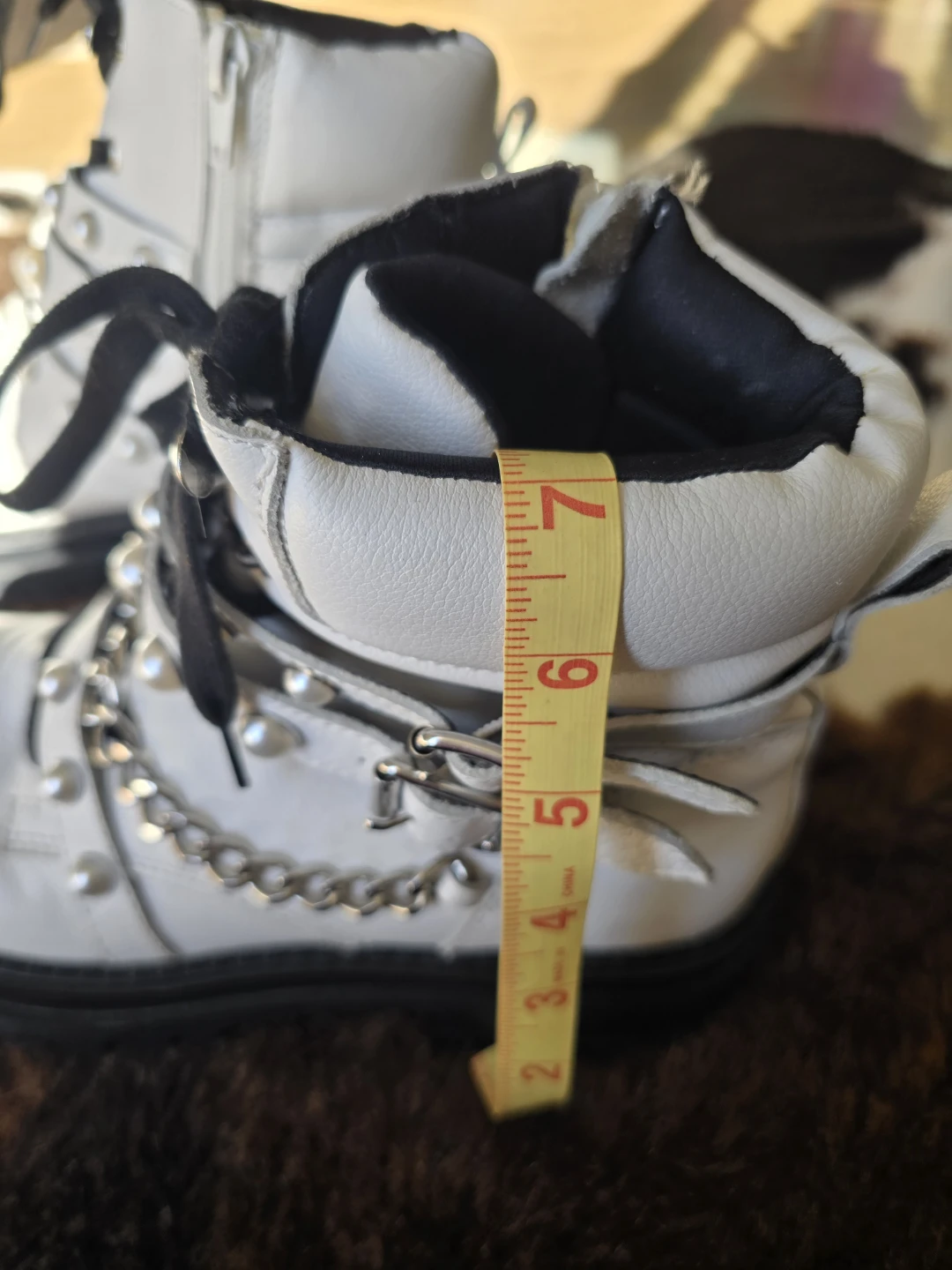 DESIGN LAB White Pearl & Chain Lace-up Boots - photo 2