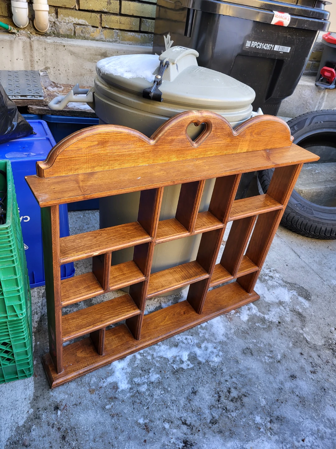 Wooden Curio Shelf with Heart Detail $18 Cash