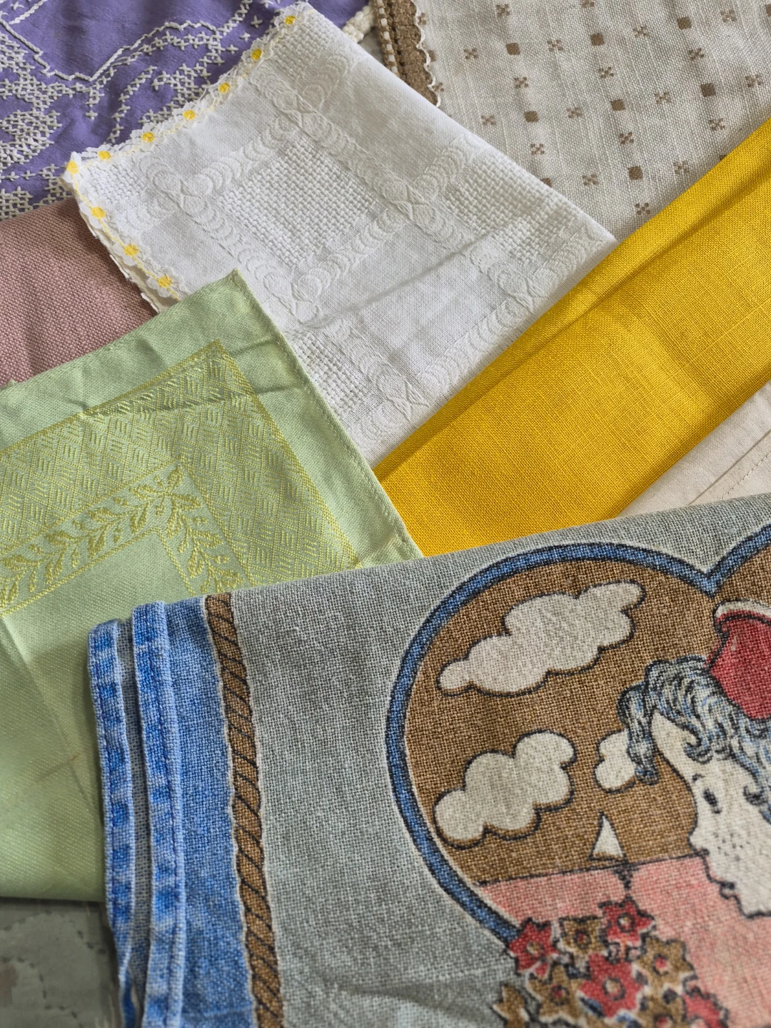 Mix Misc Lot of 15 Vintage Linens, Cottons, Doilies, Decor - photo 5