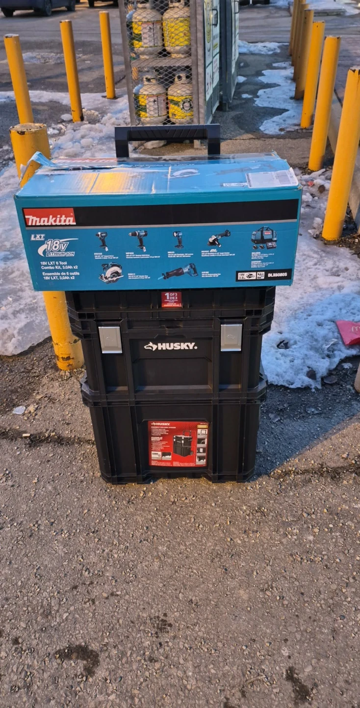 Makita 18V LXT 6 Tool Combo Kit with 2 x 3.0Ah Batteries