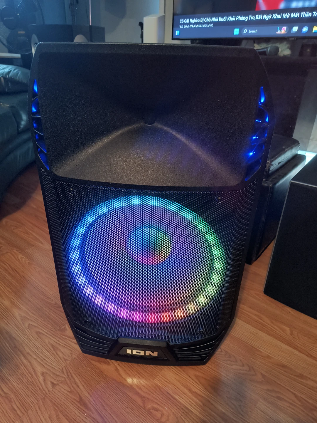 ION IPA88 Portable PA Speaker with Bluetooth 600 watts - photo 2