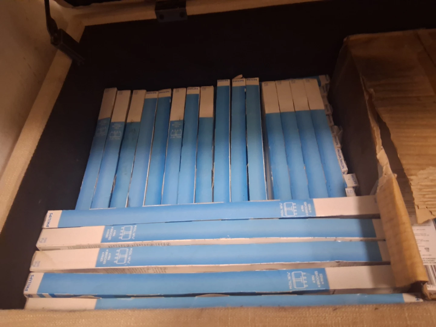 Philips PL-L 4P 36W/841 Fluorescent Tubes