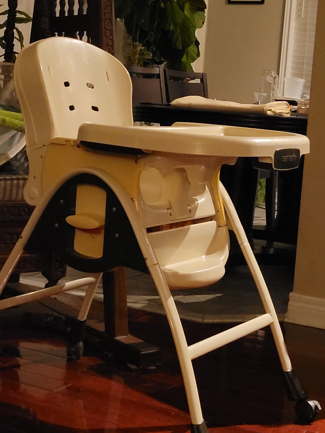 Carters Baby High Chair - photo 3