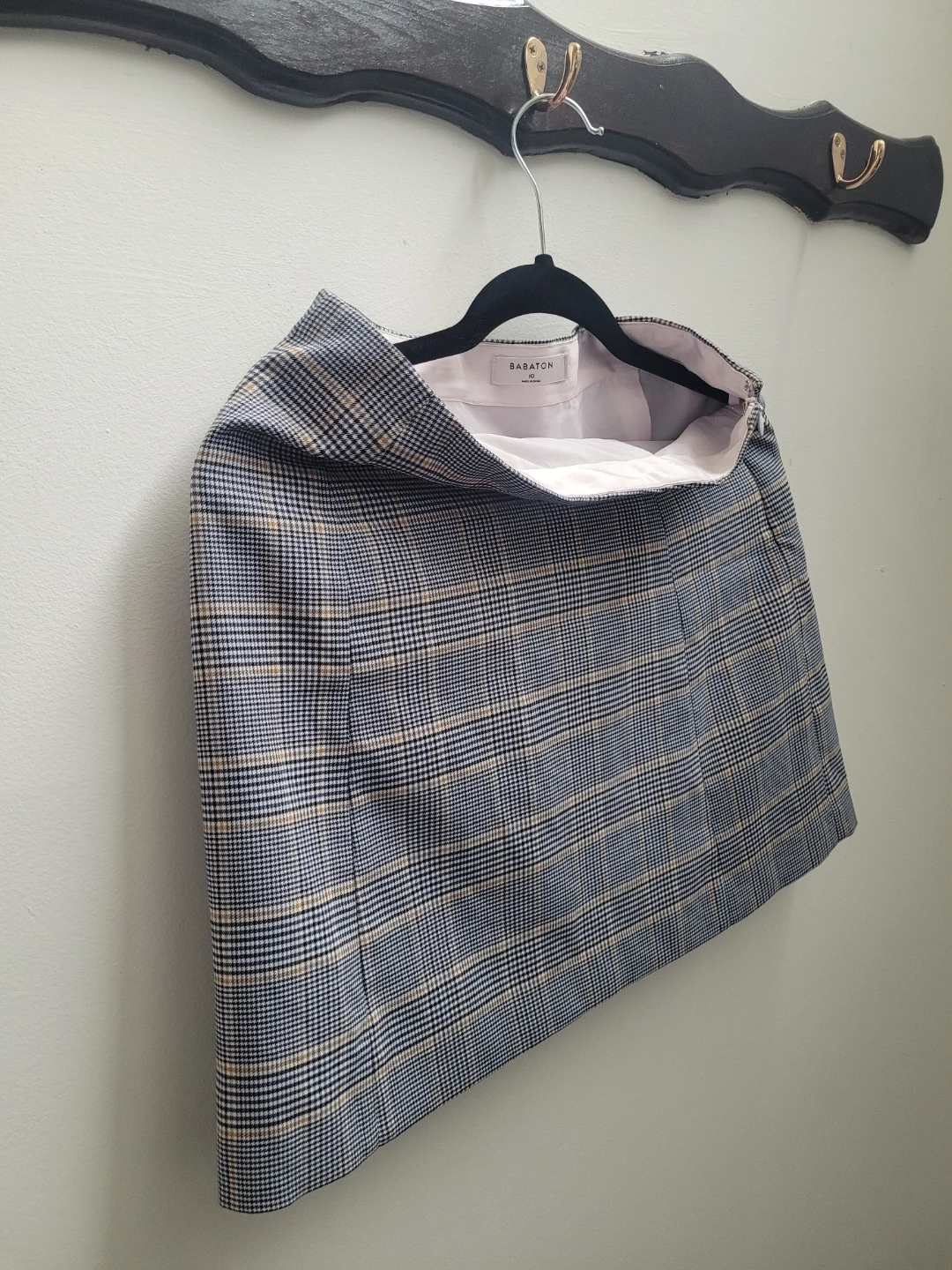 Babaton Plaid Mini Skirt Size 10 - photo 3