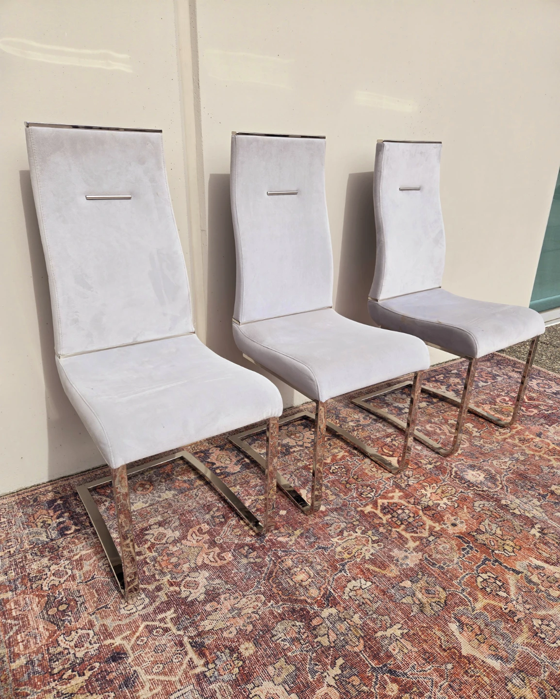 Set Of 3 Light Grey Dining Chairs With Chrome Base - photo 2