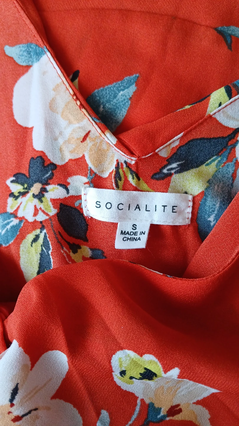 Assorted ladies dresses for $10.00 each - photo 2