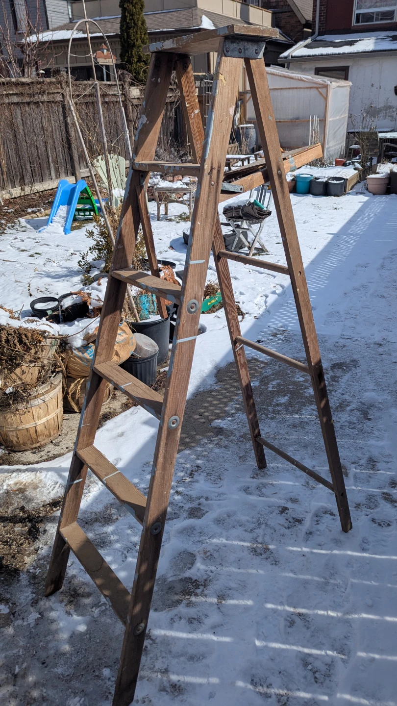 Wooden Step Ladder