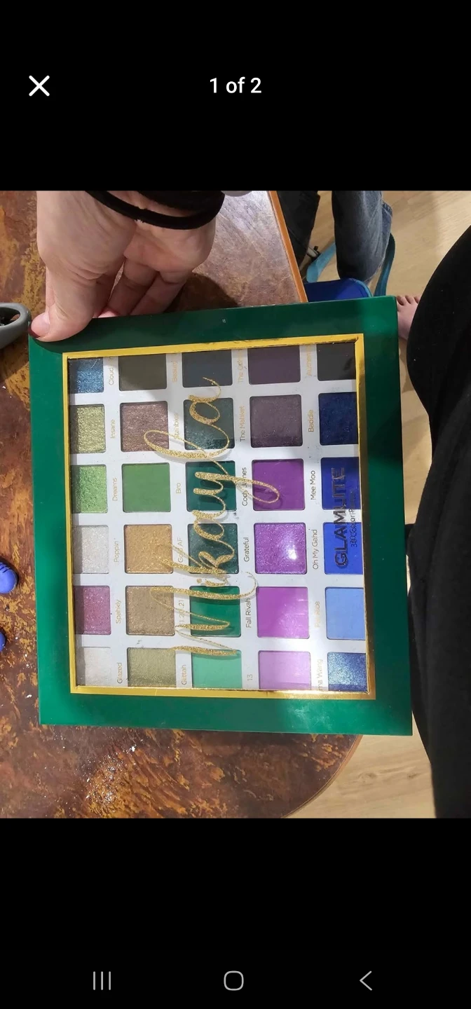 Glamlite Eyeshadow Palette