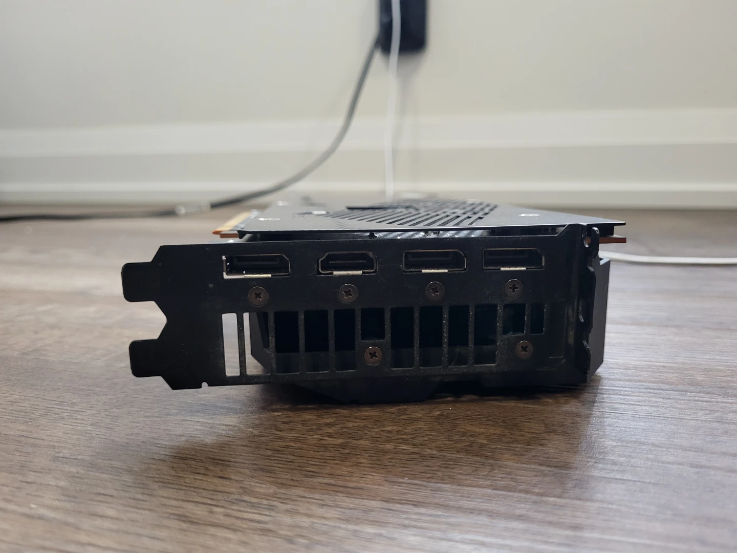 ASUS Radeon RX 5700 XT 8GB - photo 3