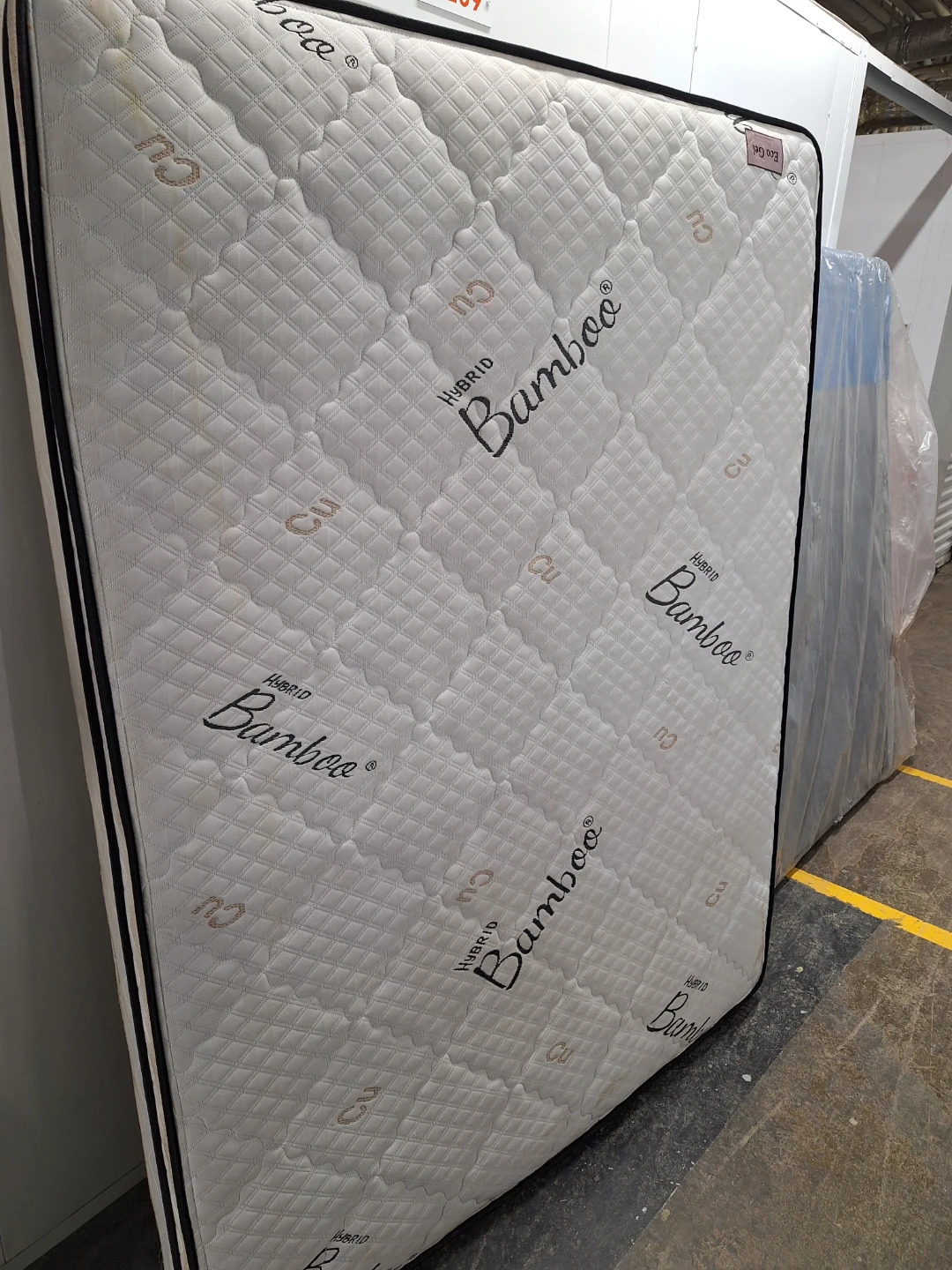 Eco Gel Hybrid Bamboo Mattress and Box - Queen size - photo 2