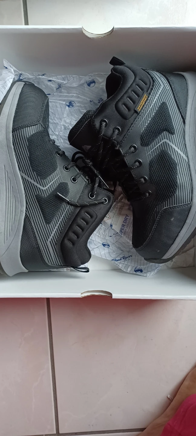 Wind River Waterproof Hiking Boots - Size 7 - photo 3