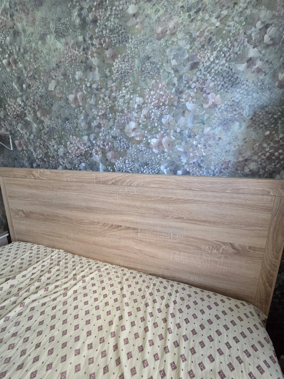 Oak Wood  Queen Bed Frame and one nightstand - photo 2