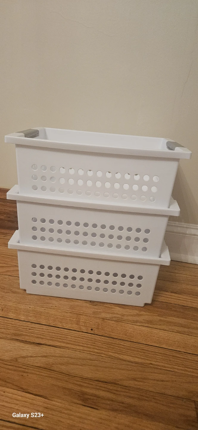 Set of 3 White Plastic Storage Bins Baskets