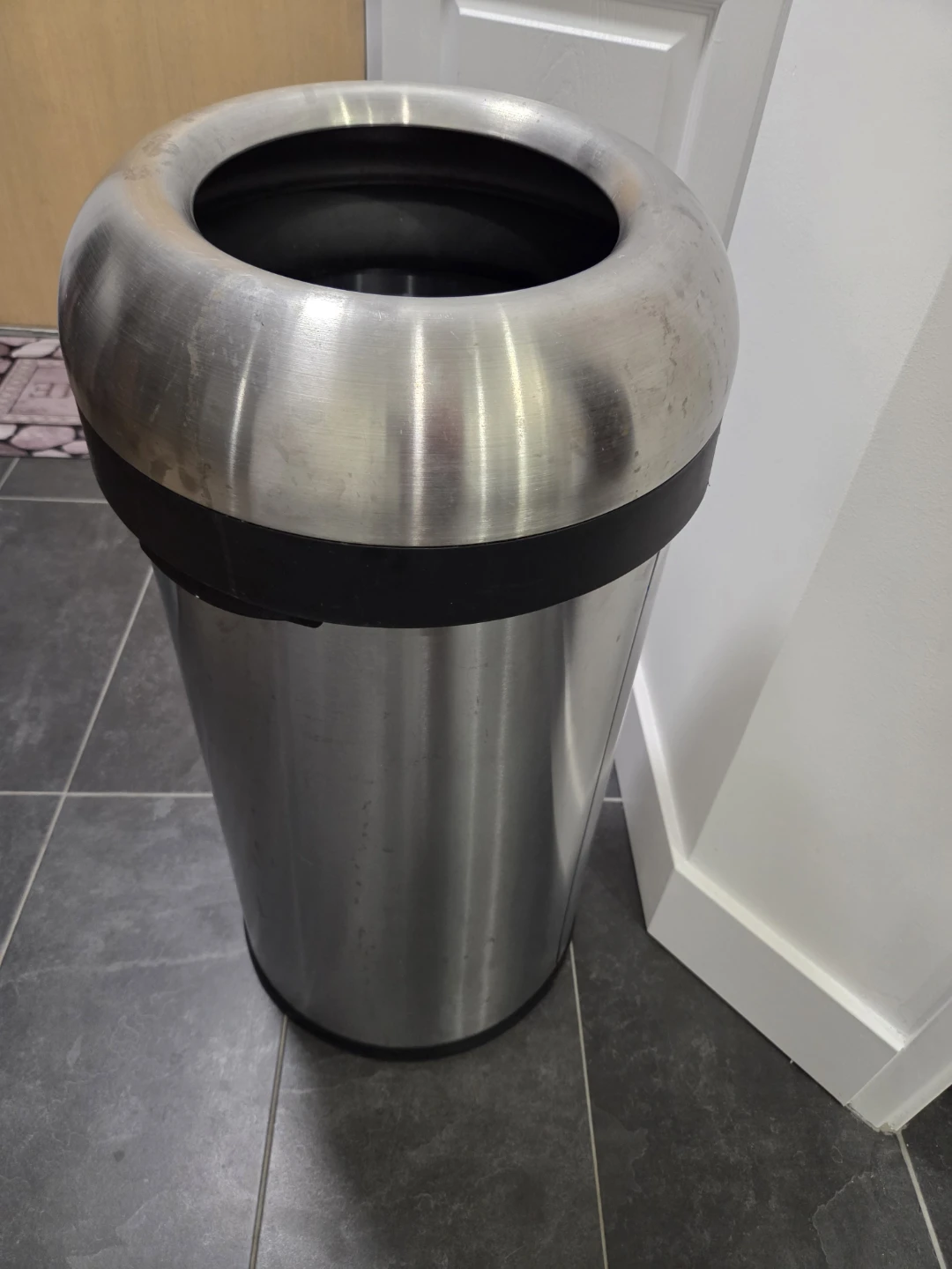 Recycle can / Trash can - photo 2