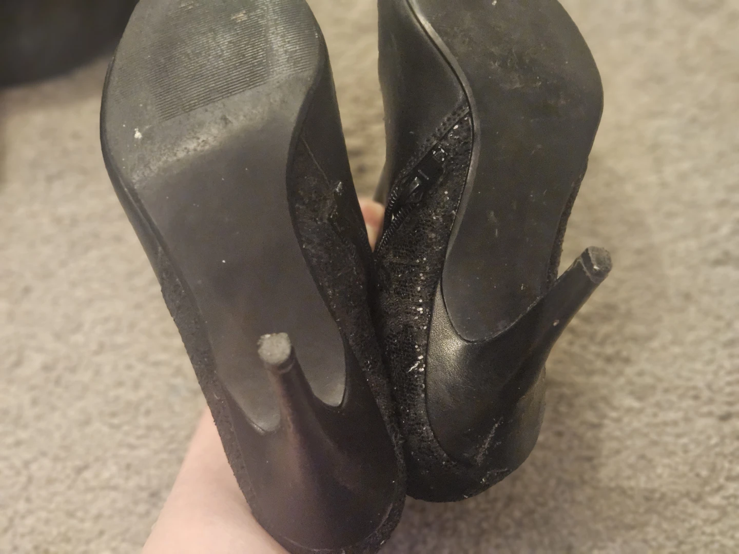 Jeanne Beker Black Glitter Ankle Boots - photo 4