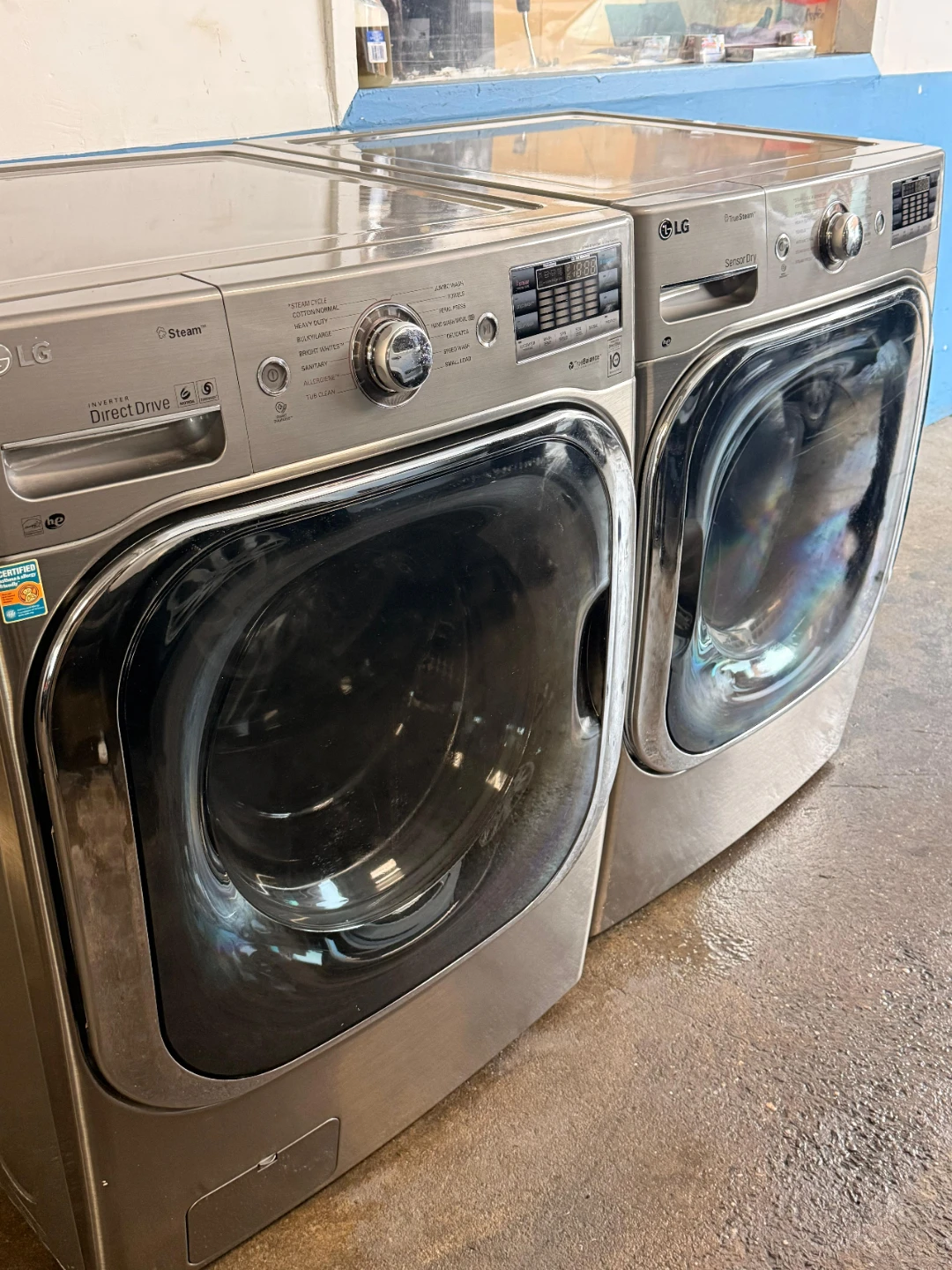 LG washer and dryer set